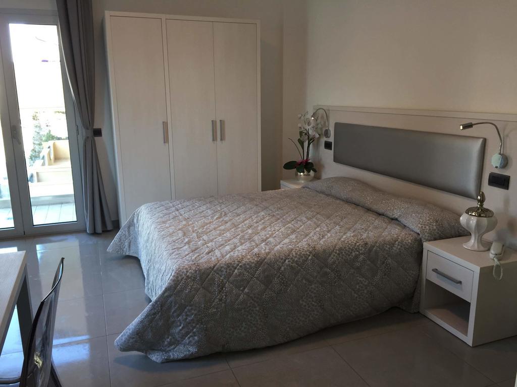 Residence Hotel Albachiara Rimini Ngoại thất bức ảnh