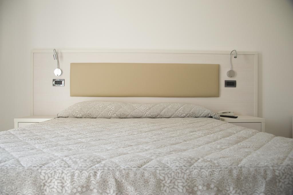 Residence Hotel Albachiara Rimini Ngoại thất bức ảnh