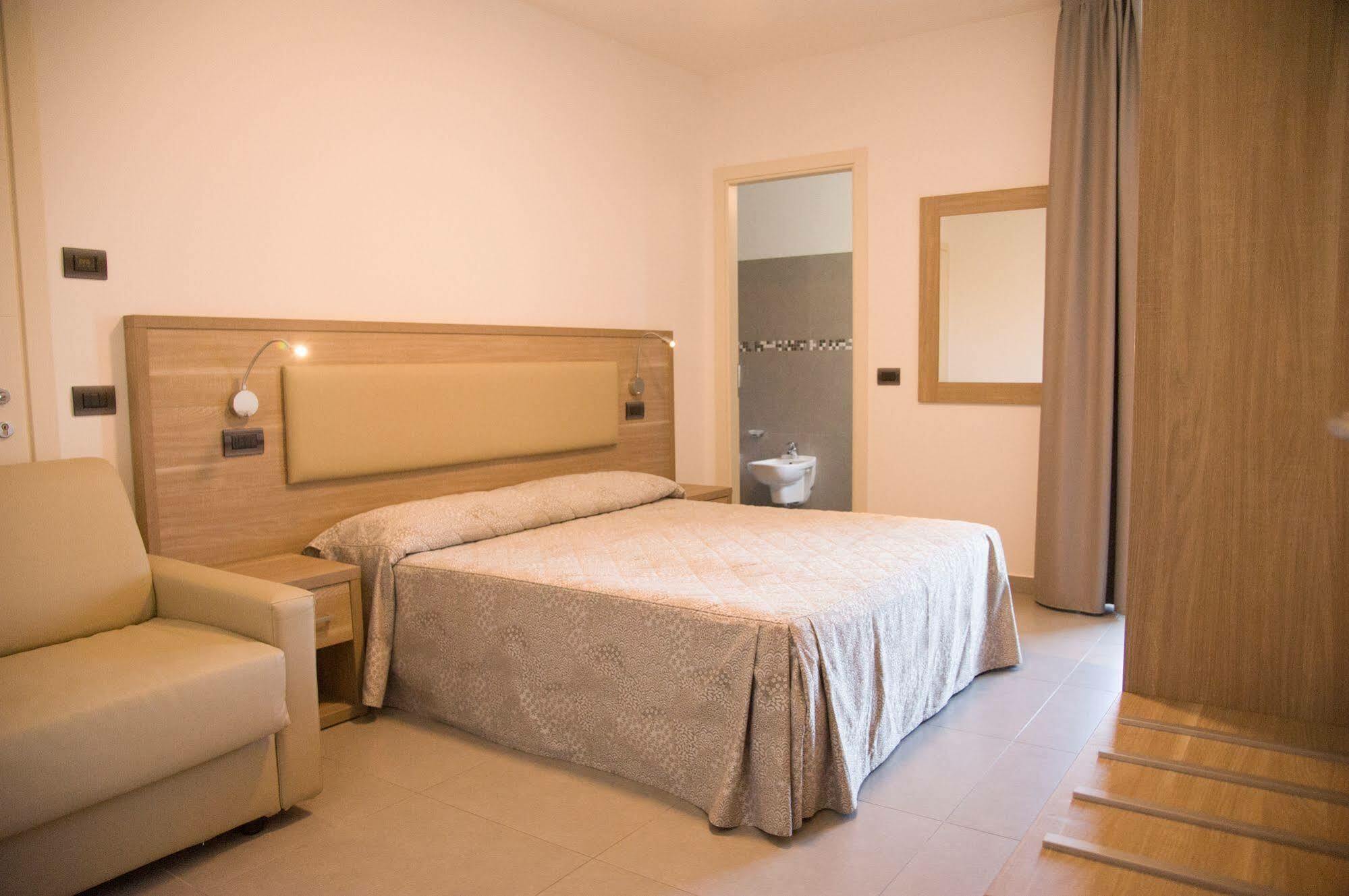 Residence Hotel Albachiara Rimini Ngoại thất bức ảnh
